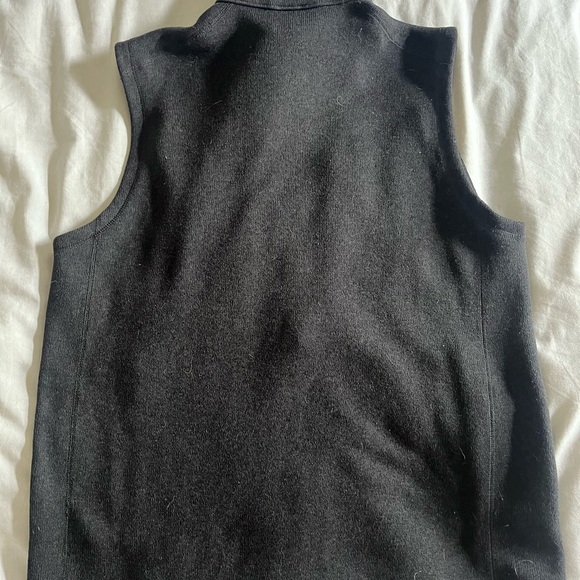 Patagonia Black Full-Zip Fleece - Picture 4 of 5